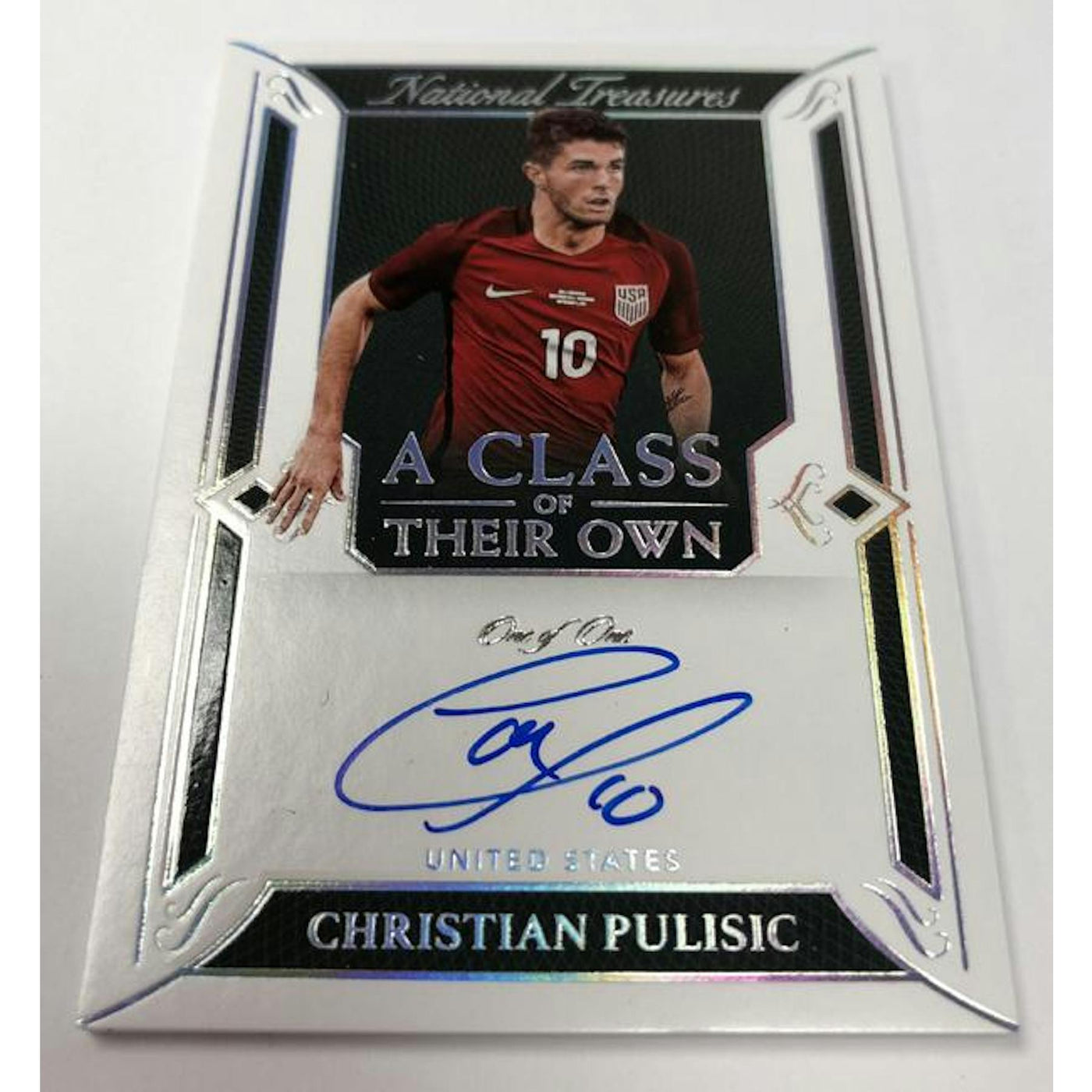 2018 Panini National Treasures Soccer Hobby Box
