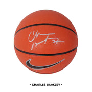 2025/26 Hit Parade Autographed Basketball Three Peat Series 3 Hobby Box - 3 Items Per Box